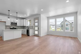 2415 N Ribe Ln, Lehi, UT 84043 - Photo 6