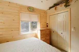 897 E Cocks Comb Dr, Teasdale, UT 84773 - Photo 22