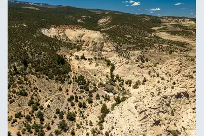 897 E Cocks Comb Dr, Teasdale, UT 84773 - Photo 68