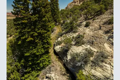 897 E Cocks Comb Dr, Teasdale, UT 84773 - Photo 58