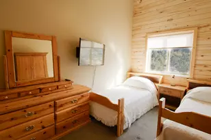 897 E Cocks Comb Dr, Teasdale, UT 84773 - Photo 18