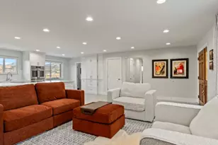 1043 W 13200 S, Riverton, UT 84065 - Photo 4