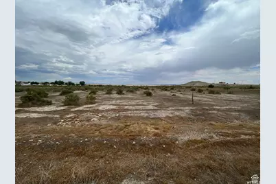 375 S 100 E, Huntington, UT 84528 - Photo 4