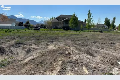 3414 N 1160 W #214-R, Pleasant View, UT 84414 - Photo 2