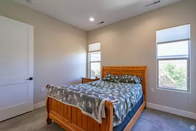 1137 W Grayson Dr, Saint George, UT 84790 - Photo 14