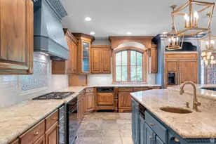 81 E Lone Hollow Dr S, Sandy, UT 84092 - Photo 16