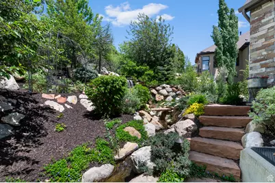 81 E Lone Hollow Dr S, Sandy, UT 84092 - Photo 72