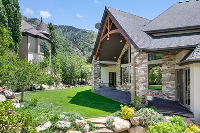 81 E Lone Hollow Dr S, Sandy, UT 84092 - Photo 76