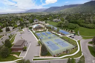 81 E Lone Hollow Dr S, Sandy, UT 84092 - Photo 102