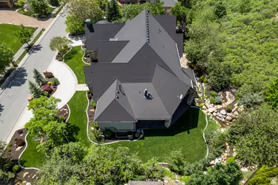 81 E Lone Hollow Dr S, Sandy, UT 84092 - Photo 96