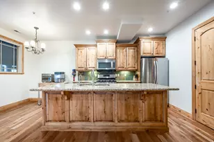 3033 Canyon Links Dr, Park City, UT 84098 - Photo 2