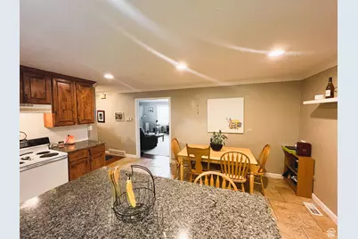 642 S 500 E, Orem, UT 84097 - Photo 8
