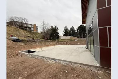 422 N Castor Ln, Salt Lake City, UT 84103 - Photo 4