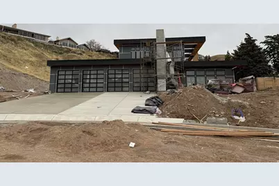 422 N Castor Ln, Salt Lake City, UT 84103 - Photo 2