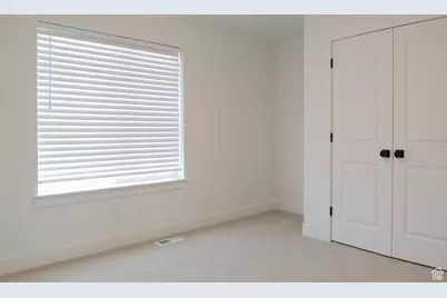 223 W 730 N, Smithfield, UT 84335 - Photo 10