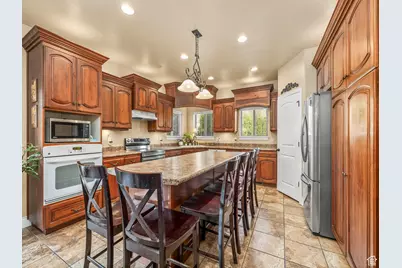 2774 N 370 E, Provo, UT 84604 - Photo 16