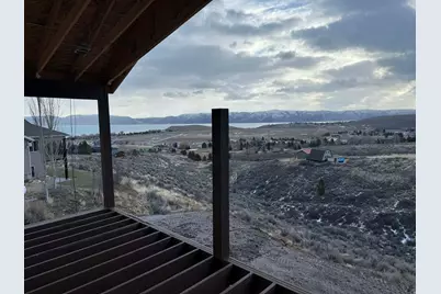 402 W Bluebell Dr, Garden City, UT 84028 - Photo 8