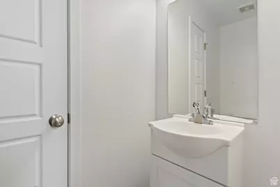 15134 S White Hart Ln, Bluffdale, UT 84065 - Photo 18