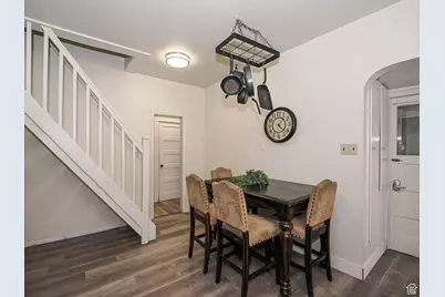 466 N 200 E, Provo, UT 84606 - Photo 18