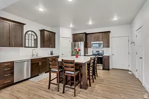 2734 E Iron Bark Aly N, Eagle Mountain, UT 84005 - Photo 2