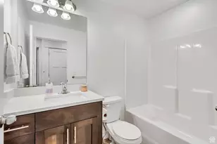 2734 E Iron Bark Aly N, Eagle Mountain, UT 84005 - Photo 12