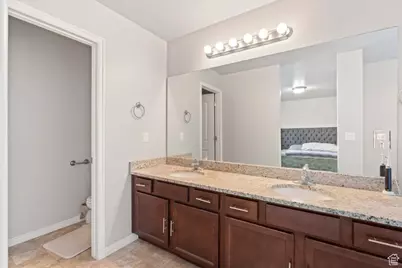 323 W Willow Creek Dr S, Saratoga Springs, UT 84045 - Photo 12