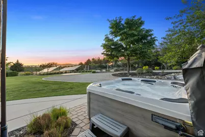 1515 E Maple St, Mapleton, UT 84664 - Photo 42