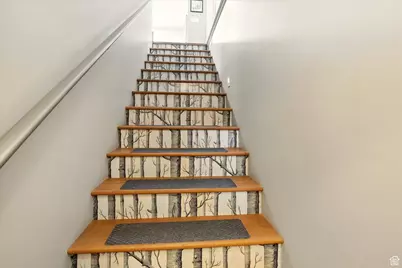 191 S 300 E, Providence, UT 84332 - Photo 32