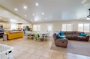 111 W 2925 Cir N, Cedar City, UT 84721 - Photo 2