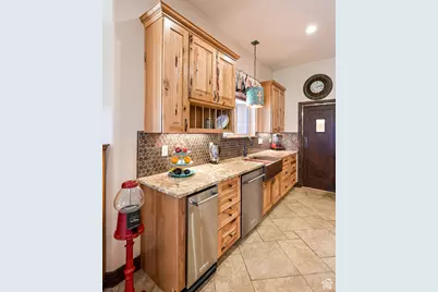 7310 S 1900 E, Panguitch, UT 84759 - Photo 16