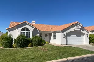 39 N Valley Dr N, Saint George, UT 84770 - Photo 2