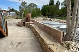 125 E Mill Rd, Ferron, UT 84523 - Photo 12