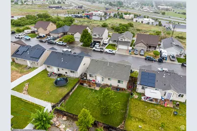 78 N Peach St E, Santaquin, UT 84655 - Photo 34