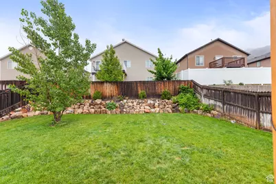 78 N Peach St E, Santaquin, UT 84655 - Photo 32