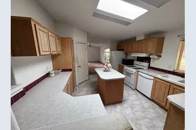 580 E 400 N, Spring City, UT 84662 - Photo 8