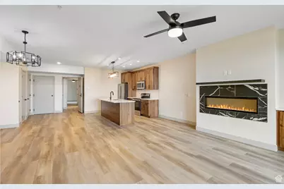 35 E 150 S #401B, Garden City, UT 84028 - Photo 18