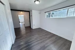 468 S Pioneer Ave, Tooele, UT 84074 - Photo 10