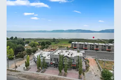 35 E 150 S #402B, Garden City, UT 84028 - Photo 8