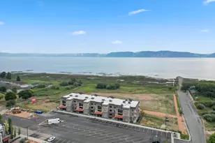 35 E 150 S, Garden City, UT 84028 - Photo 2