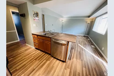 2220 E Murray Holladay Rd#146 S, Holladay, UT 84117 - Photo 4