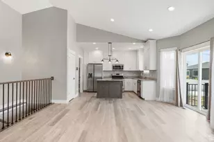 4957 N Sage Park Dr, Eagle Mountain, UT 84005 - Photo 8