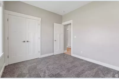 4957 N Sage Park Dr, Eagle Mountain, UT 84005 - Photo 16