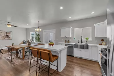 7185 N Hidden Steppe Bnd, Eagle Mountain, UT 84005 - Photo 10