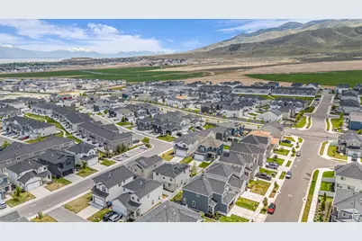 7185 N Hidden Steppe Bnd, Eagle Mountain, UT 84005 - Photo 42