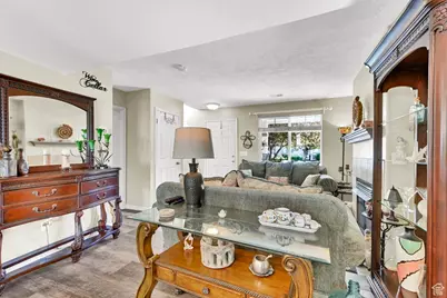 1427 S Blossom Ln, Ogden, UT 84404 - Photo 6