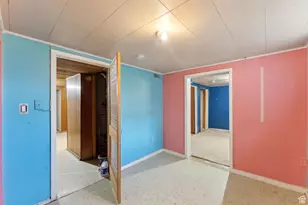 142 N Pinehurst Ave, Tooele, UT 84074 - Photo 12