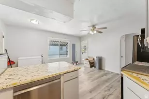 142 N Pinehurst Ave, Tooele, UT 84074 - Photo 8