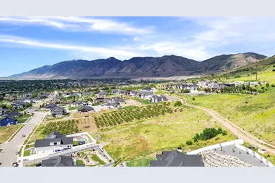 2021 S 100 W #13, Perry, UT 84302 - Photo 6