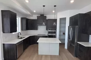 368 E Stafford St, Grantsville, UT 84029 - Photo 8