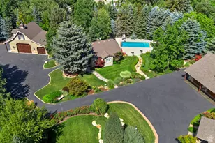 2238 E Cottonwood Cove Ln, Cottonwood Heights, UT 84121 - Photo 112